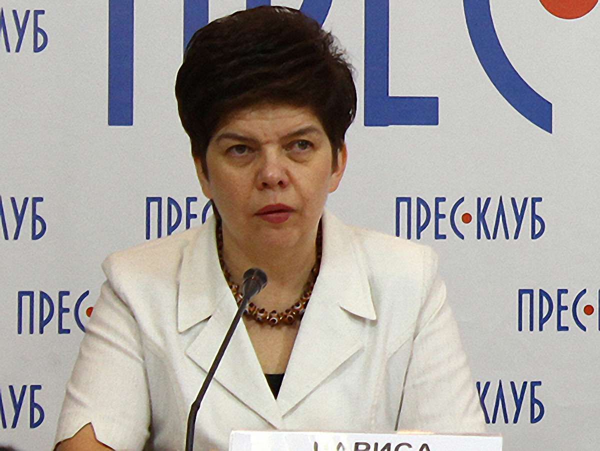 Табачник хоче заборонити порушникам перескладати ЗНО