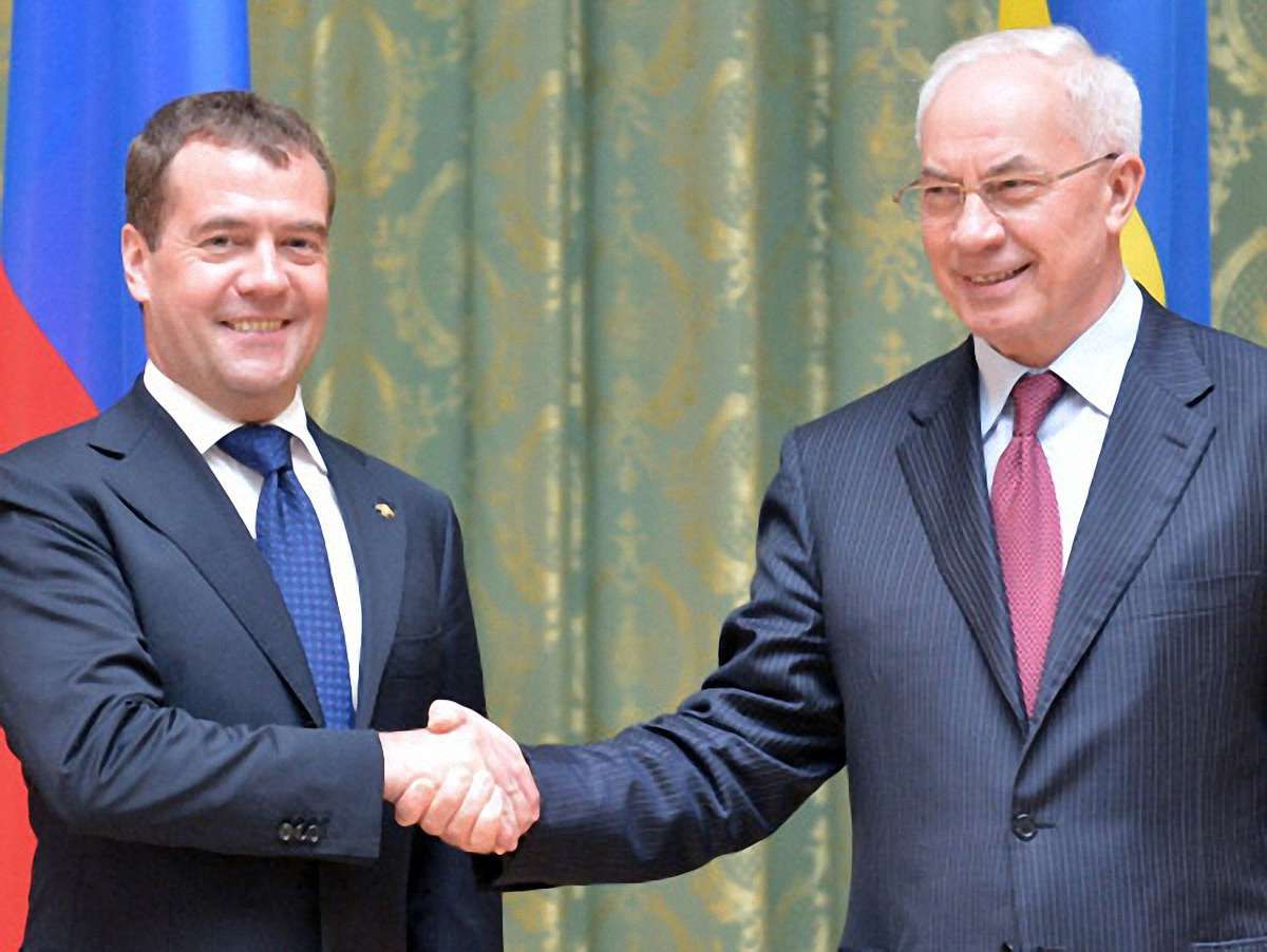 Азаров хоче частіше зустрічатися з Медведєвим