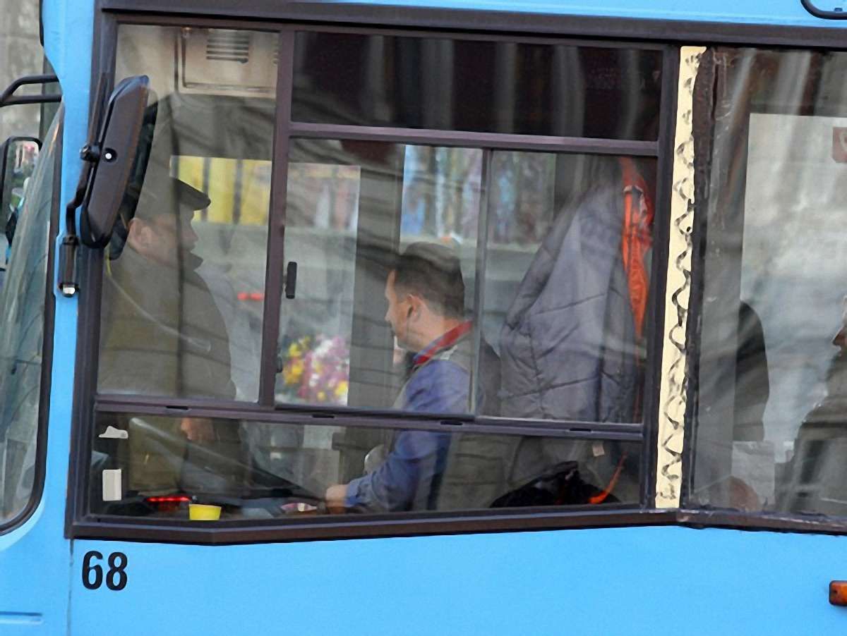 На Львівщині перевізникам до популярних маршрутів додали нерентабельні 