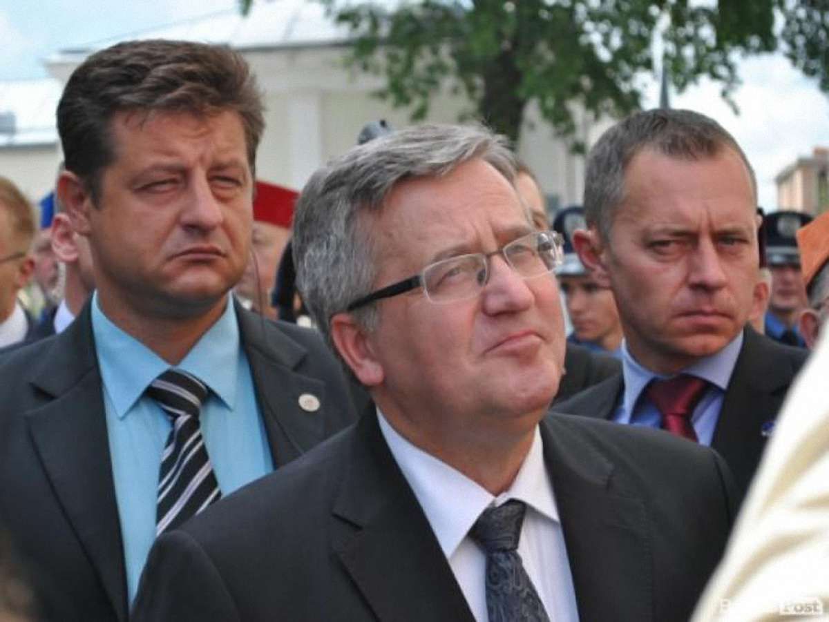 У Луцьку в президента Польщі кинули яйцем