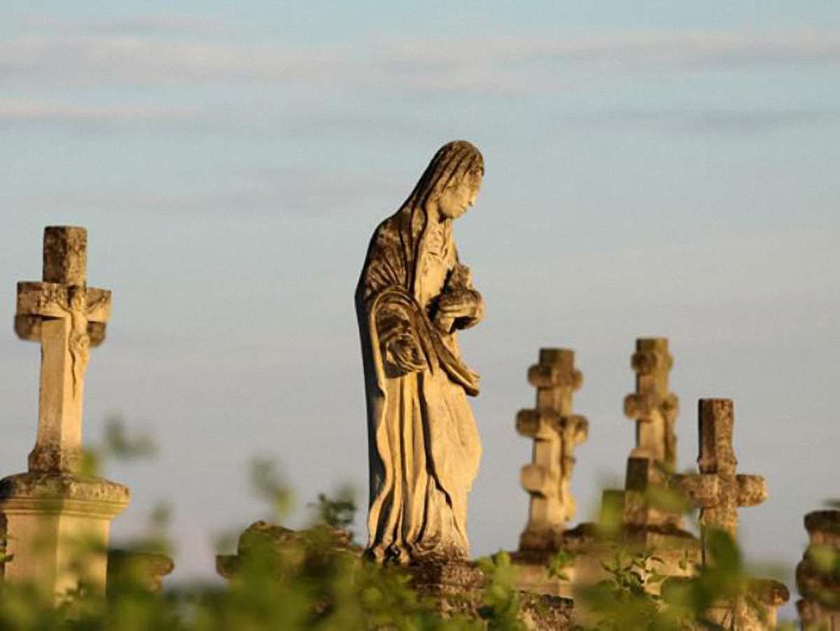 У Польщі молодь відновить могили українців, чиї діти були депортовані