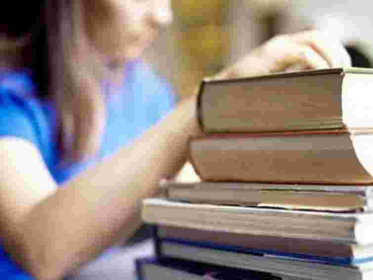 Міносвіти дозволило вишам Криму починати навчальний рік у жовтні