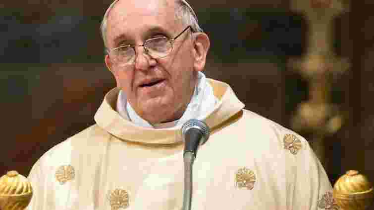 Читачам аккаунта Папи у Twitter обіцяють прощення гріхів