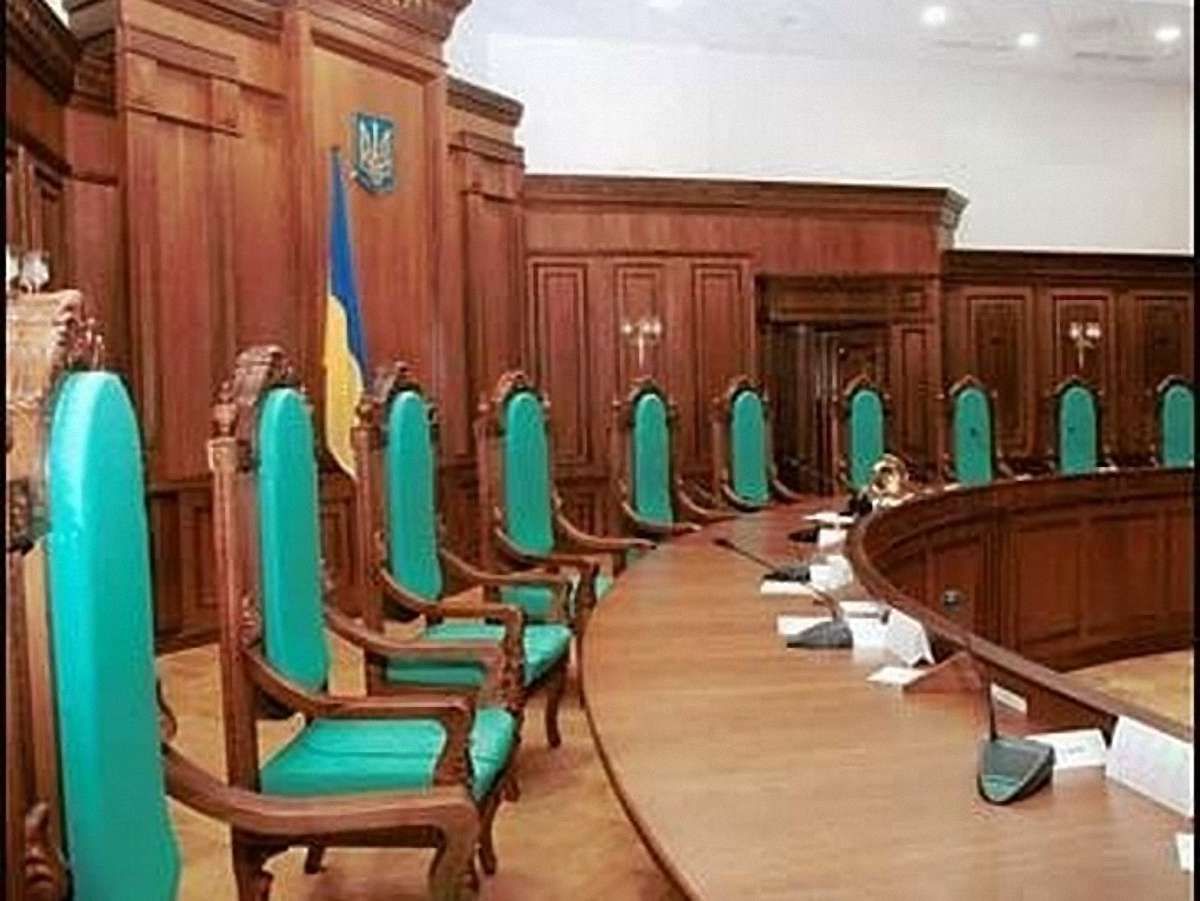 Головою КС став суддя, причетний до зникнення судимостей Януковича, – ЗМІ