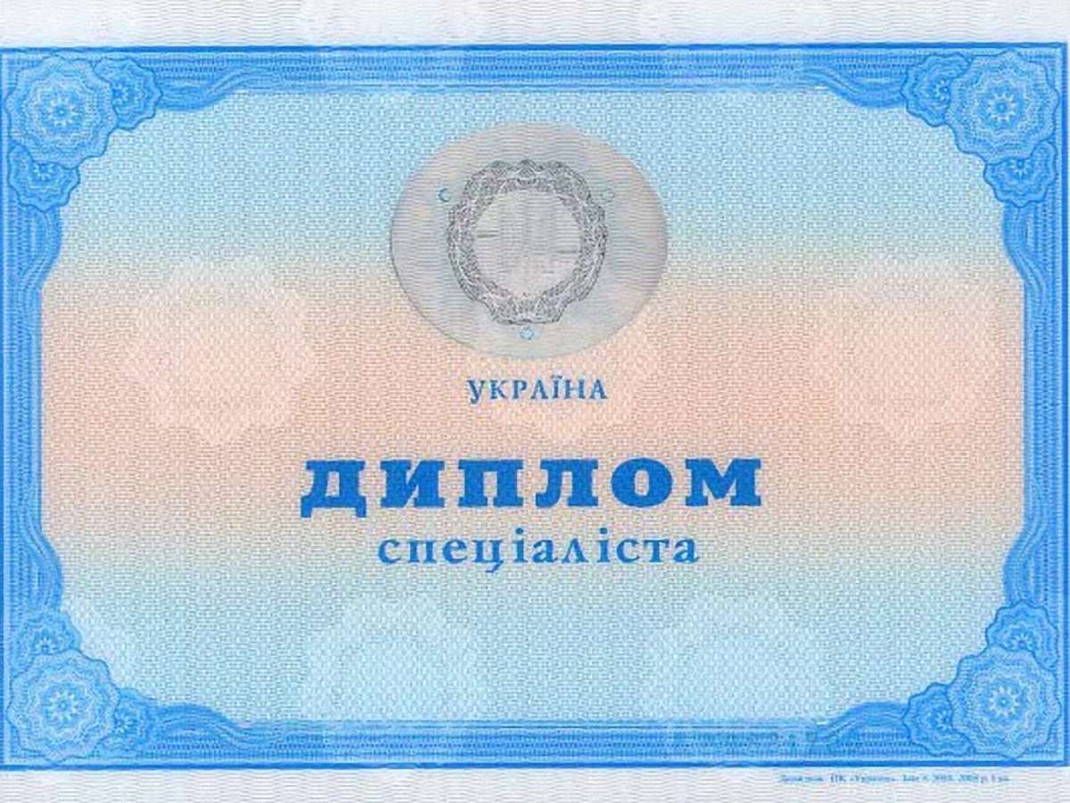 Виші затягують видачу документів, щоби втримати студентів, – МОН