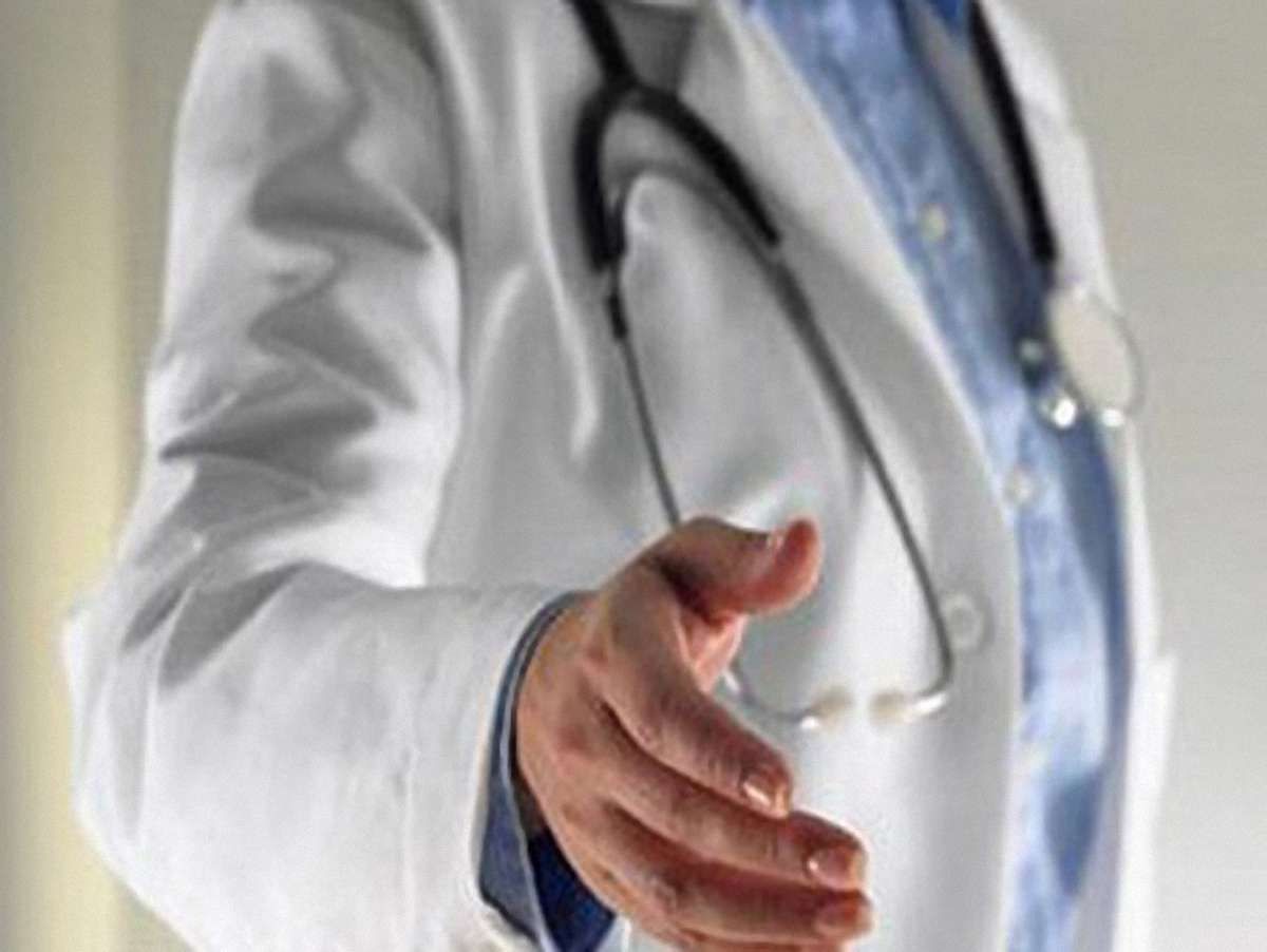 У Львові лікаря звинувачують у смерті двох немовлят
