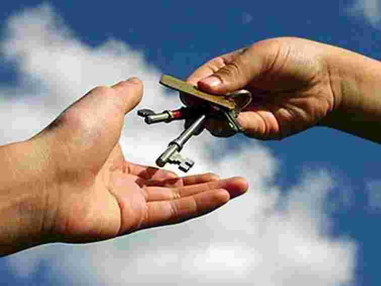 Багатодітній сім’ї-черговику Львівської міськради надали квартиру