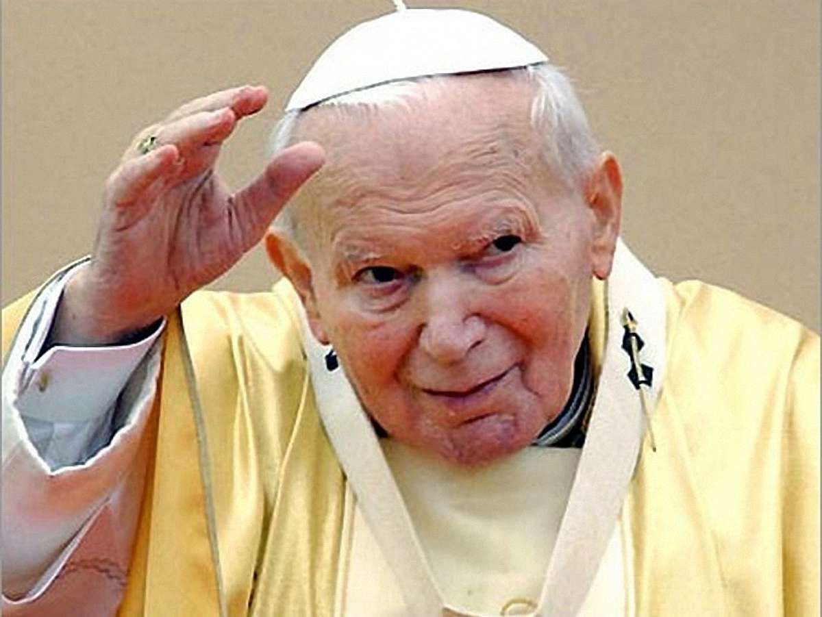 Івана Павла II визнано святим
