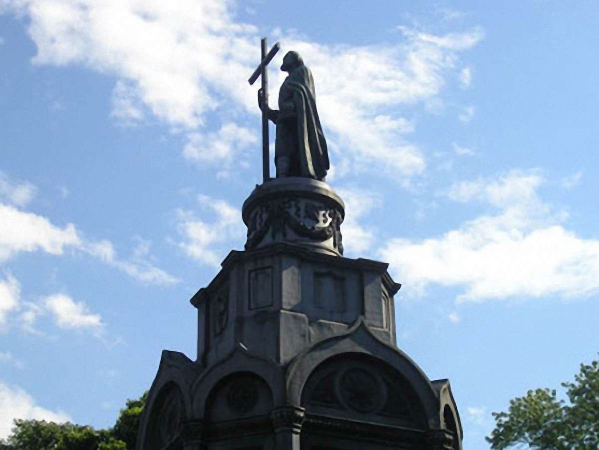 Церква просить політиків не піаритися на Хрещенні Русі