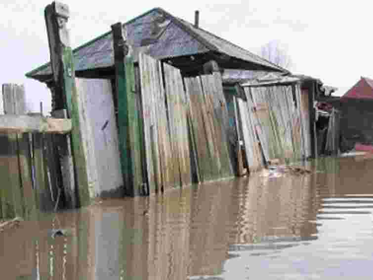 У двох селах на Львівщині через дощі – підтоплення