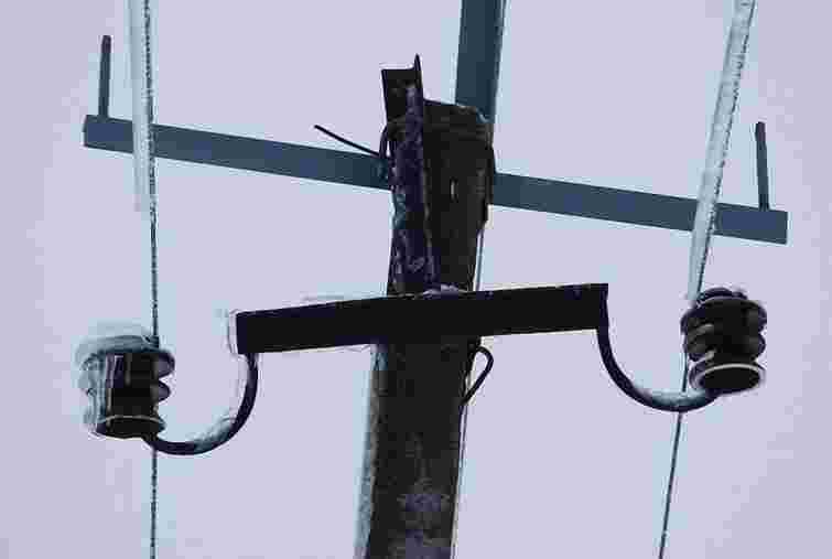 На заході України через негоду без світла 44 населені пункти