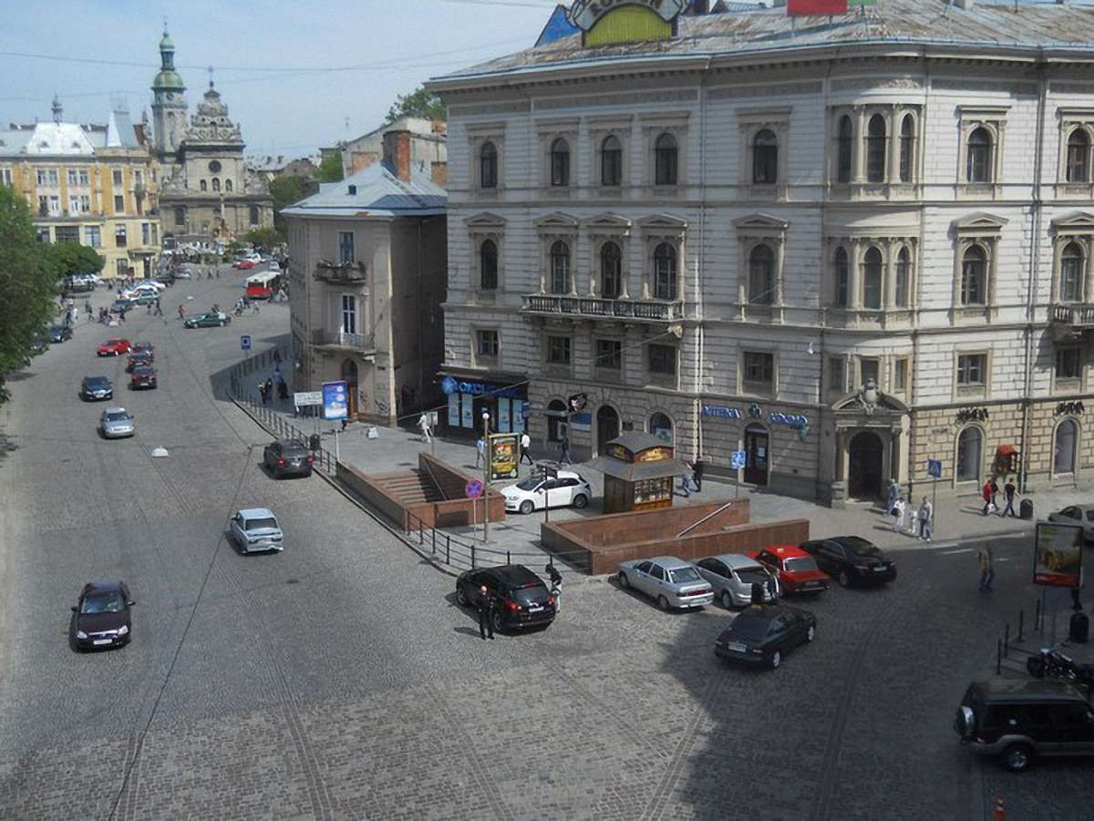 У Львові озеленять площу Галицьку
