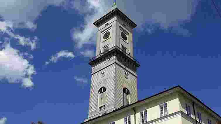 Вежу львівської Ратуші закриють до жовтня