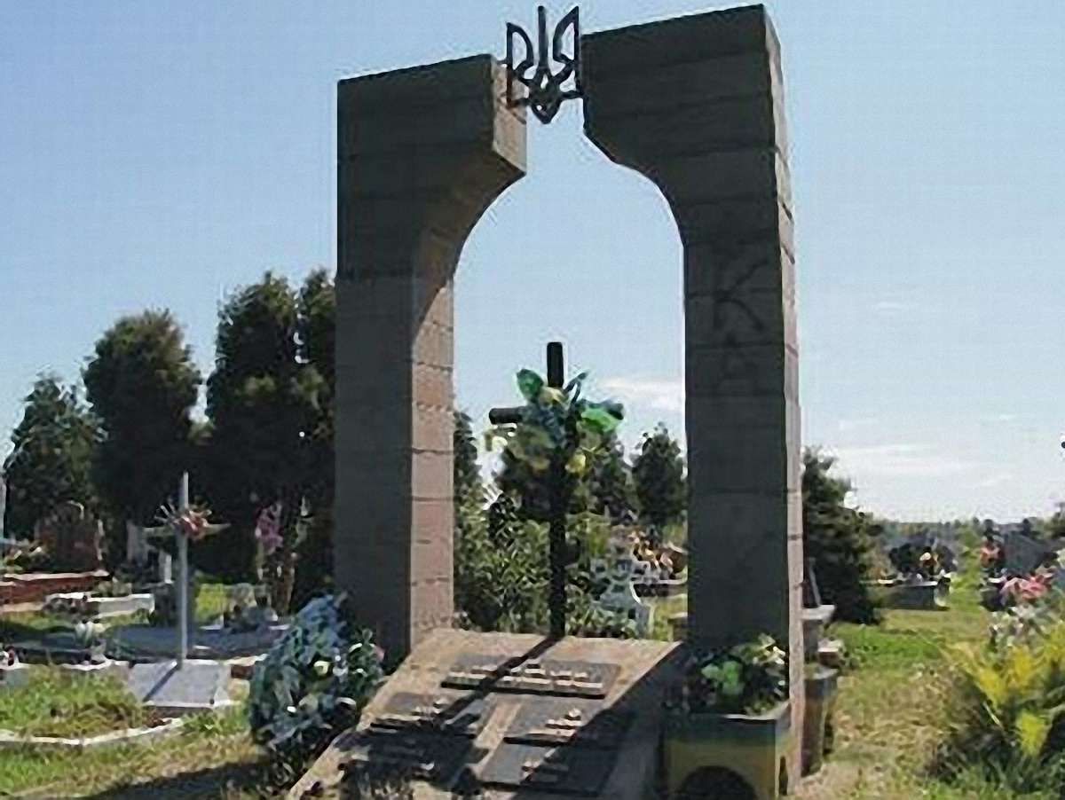 Польська ґміна не збирається демонтувати пам’ятник УПА