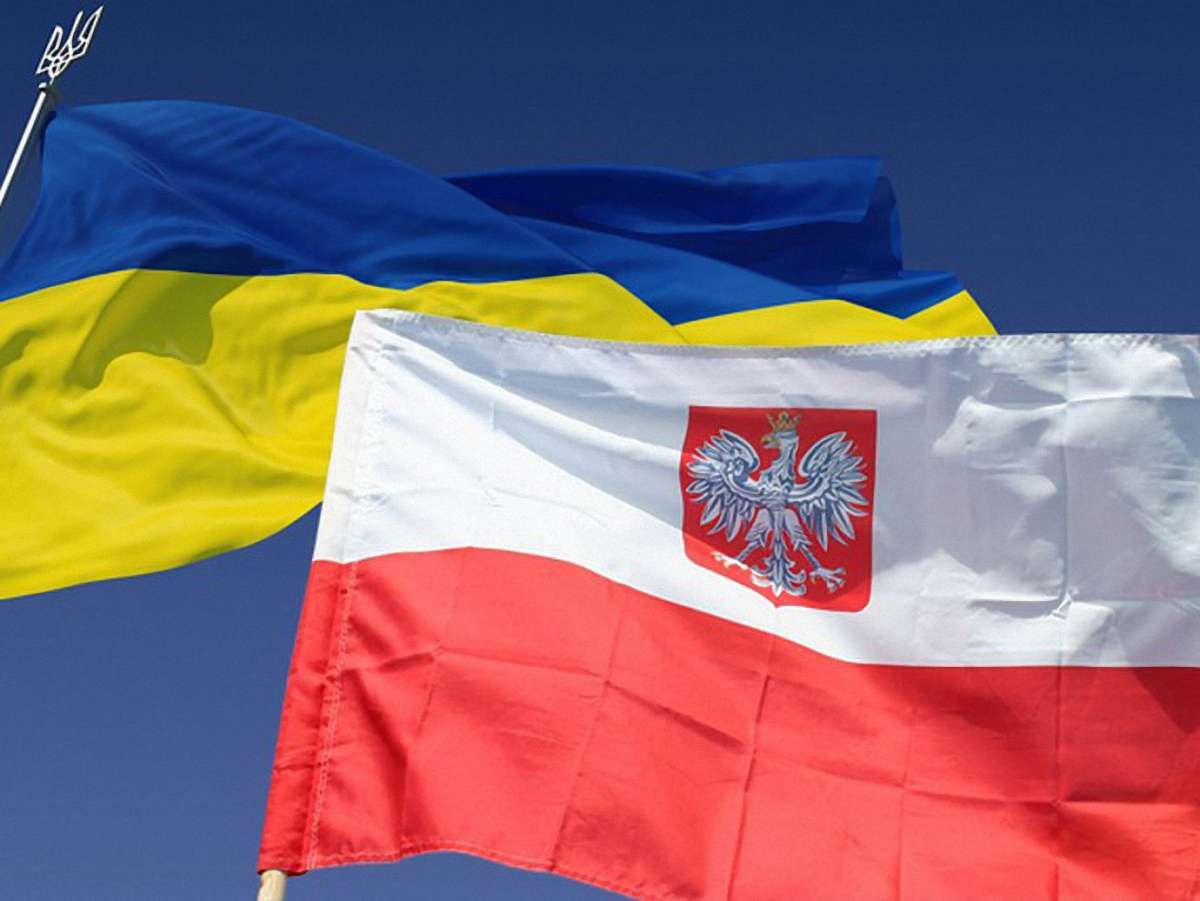 Демонтувати пам’ятник УПА у Польщі – на шкоду, – історик