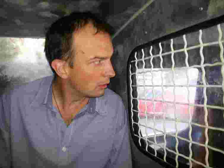 Активістів арештували на 5 діб «за перебування у органі представницької влади»