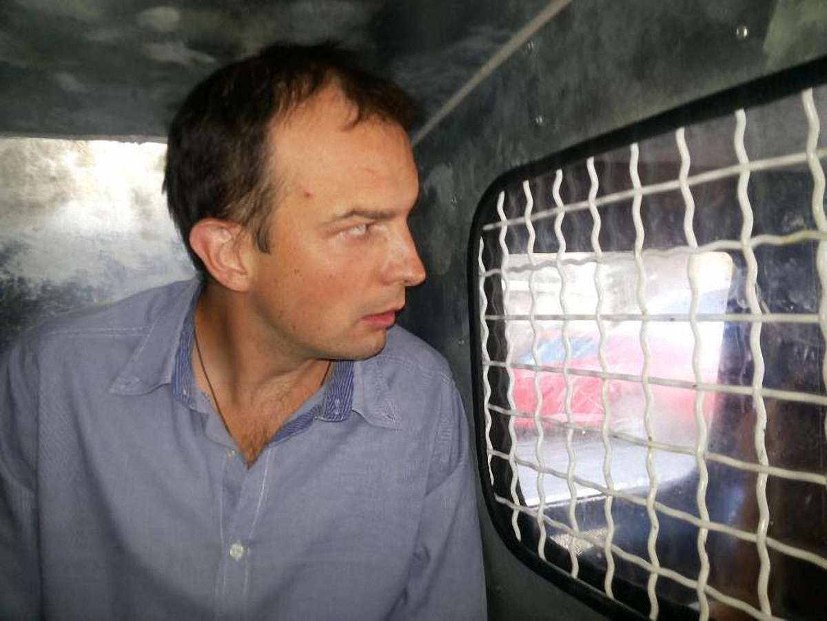 Активістів арештували на 5 діб «за перебування у органі представницької влади»