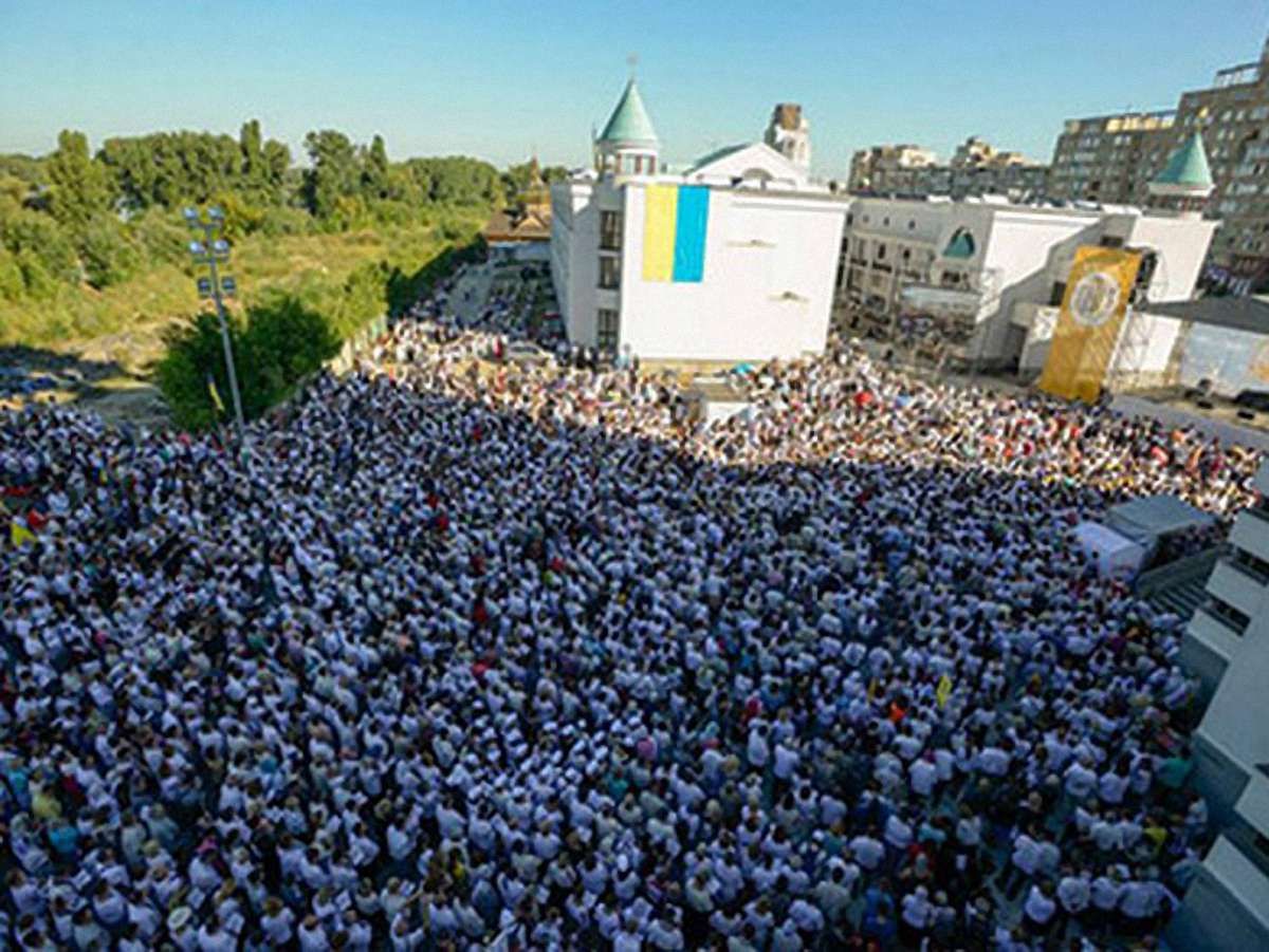 На освяченні Собору УГКЦ в Києві побували тисячі паломників