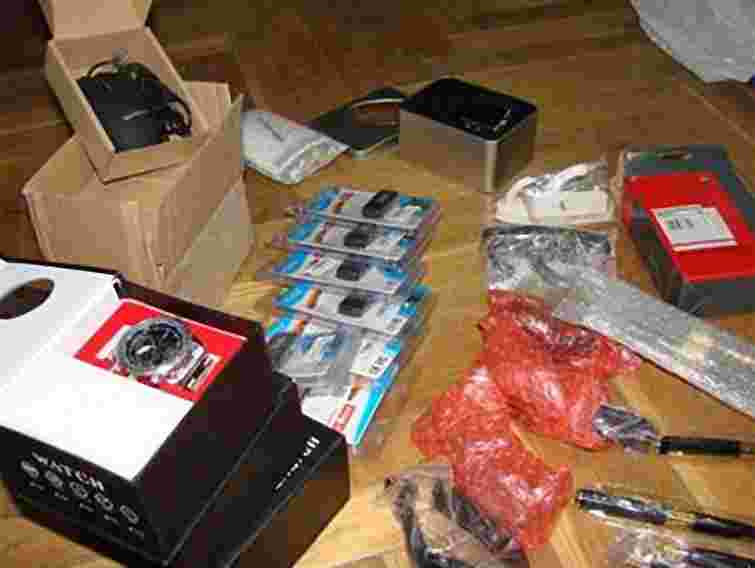 Жительку Львівщини засудили за збут пристроїв стеження