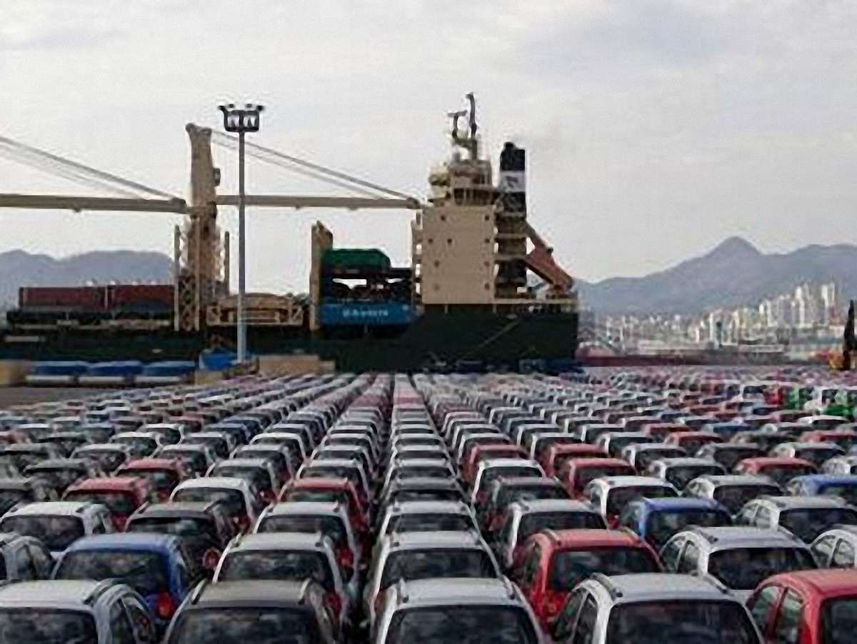 Автомобілі для викупу українських моряків вже прямують до Африки
