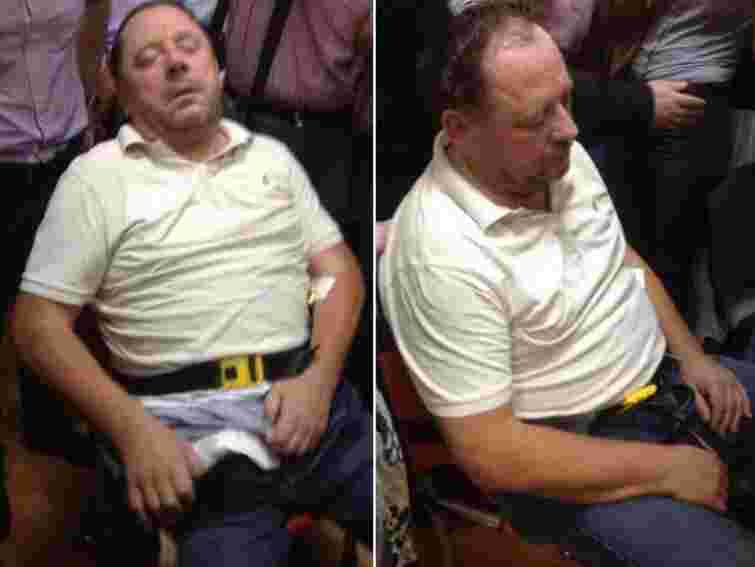 Прокуратура встановила, хто винен у втечі Мельника