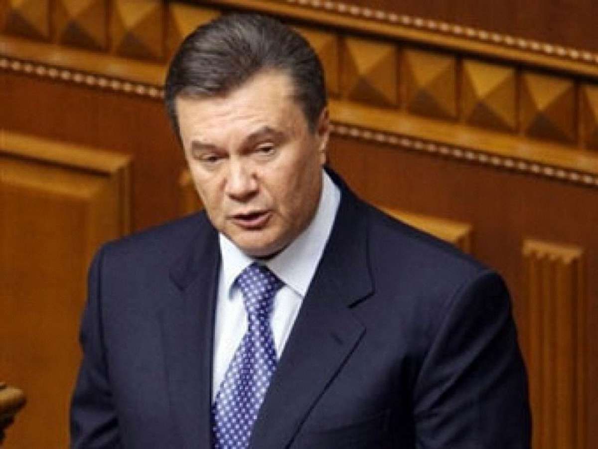 Спроби протиставити Євросоюз і Росію – безпідставні, – Янукович