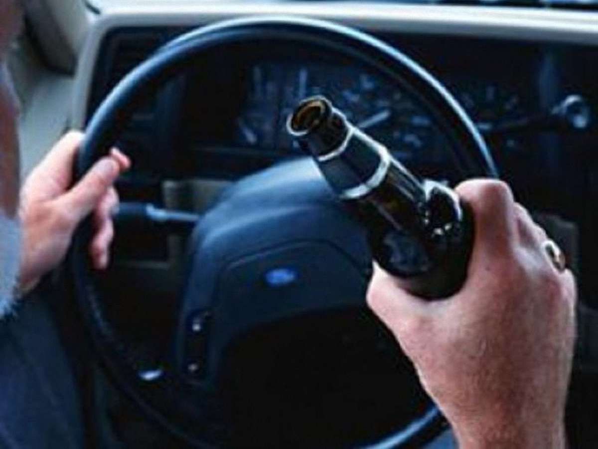 П’яний прикарпатець врізався у приміщення вокзалу в Стрию