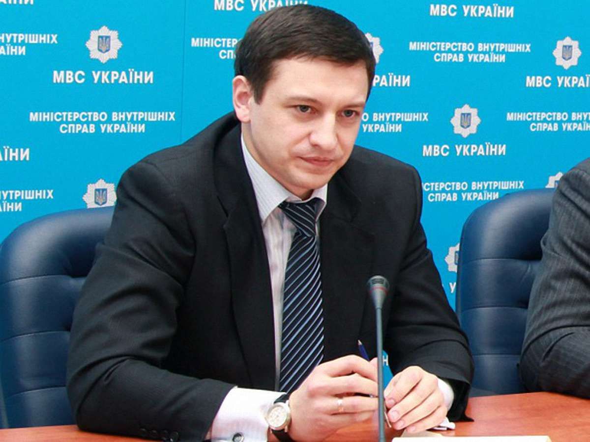 Офіційної інформації щодо затримання Мельника в США немає, – МВС