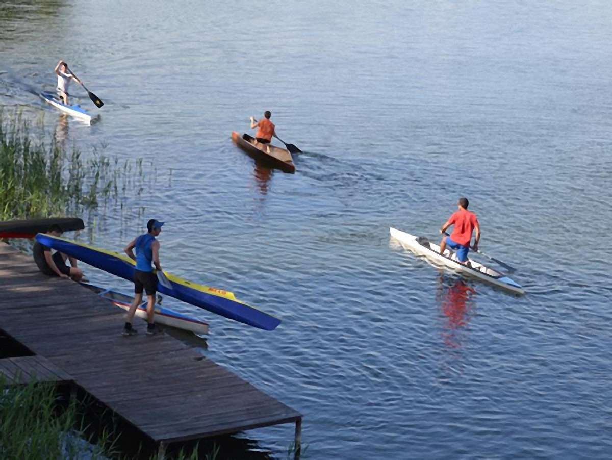 На Львівщині відбувся турнір з веслування серед школярів