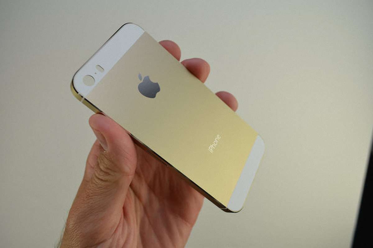 Apple представила  2 нові iPhone