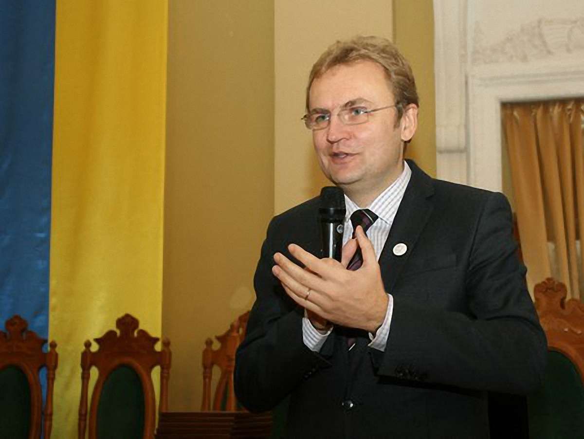 Форум видавців мали б фінансувати з держбюджету, – Садовий