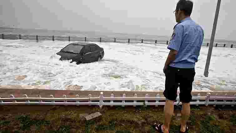 У Японії через тайфун готують до евакуації 13 млн осіб