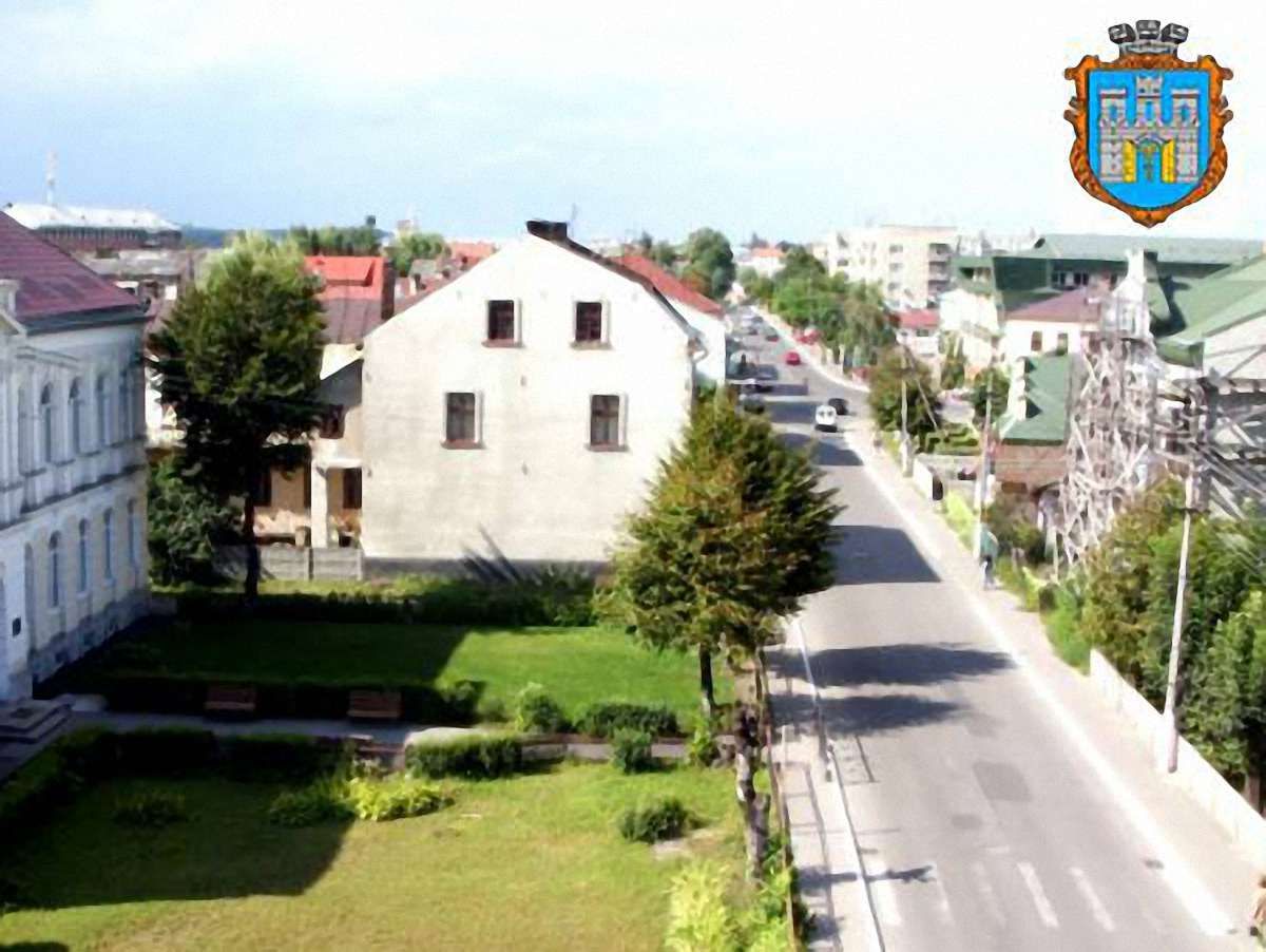 Через конфлікт у Раві-Руській міськрада відтягує важливі питання