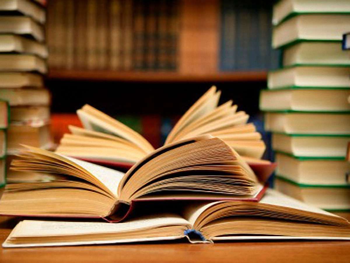 У школах ввели предмет про сплату податків