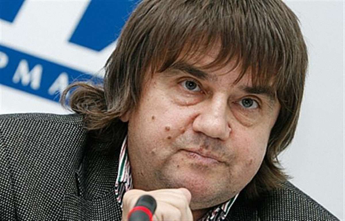 Янукович консолідує у ПР всі групи впливу, - експерт про зміни в політраді