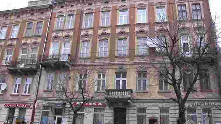 У Львові на Личаківській упав балкон з двома робітниками