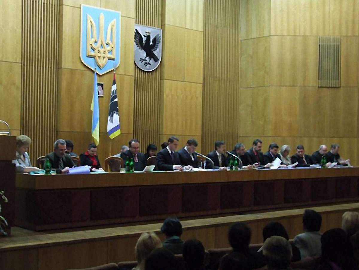 Івано-Франківська облрада дозволила видобуток сланцевого газу