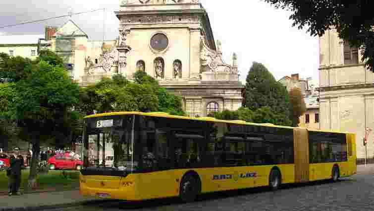 Чиновники перевірять, чи їздять автобуси зі Львова до Винник увечері