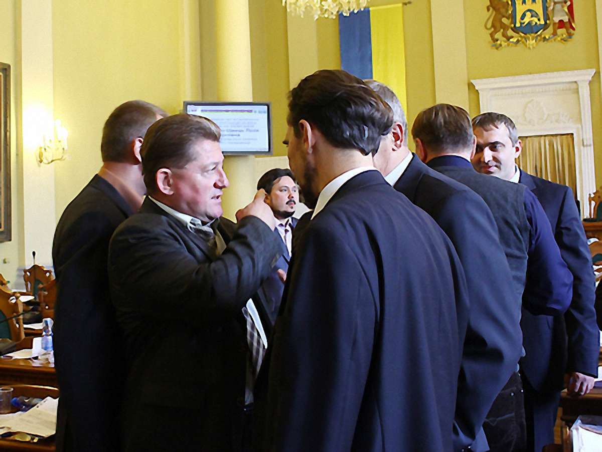Депутати надали землю під будинок для львівських суддів