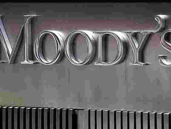 Moody's знизило рейтинги 11 українських банків