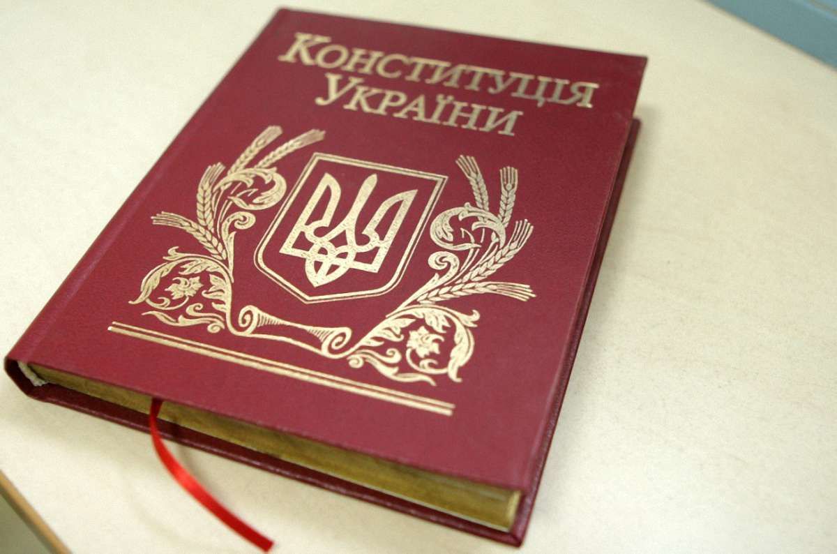 У концепцію нової Конституції влада закладає середньовічні ідеї, - експерт