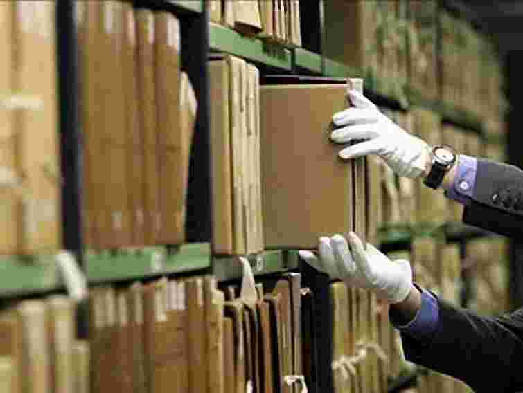 Звернення до архівів відтепер можна подавати електронною поштою