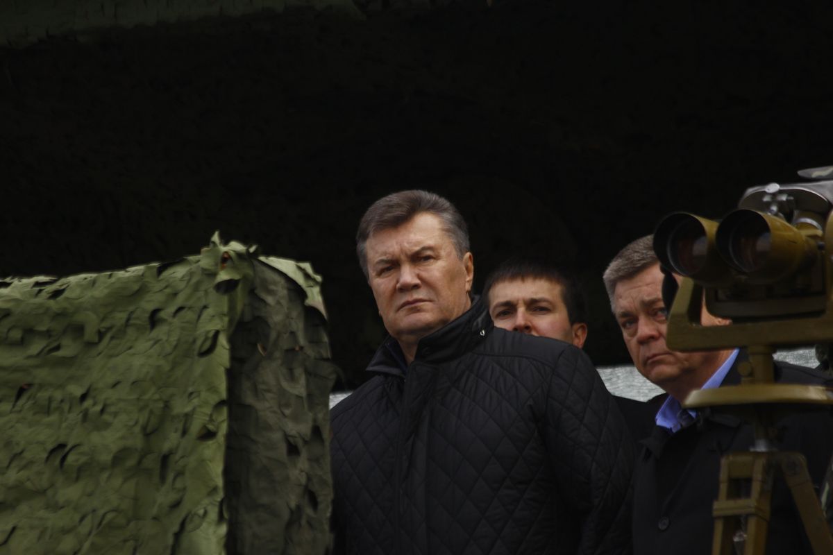 Янукович під час візиту на Львівщину затинався у словах