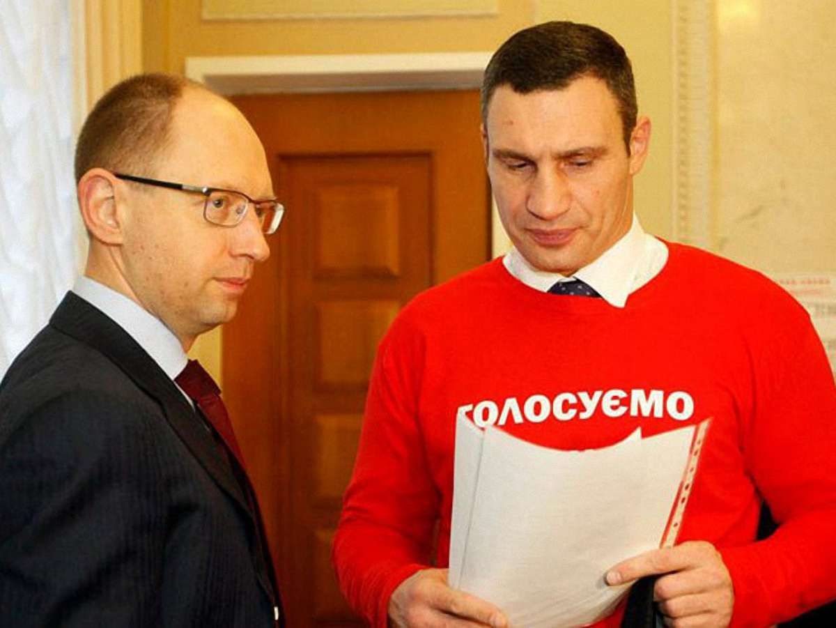 Влада може нейтралізувати Яценюка і Кличка після І туру виборів-2015, – експерт