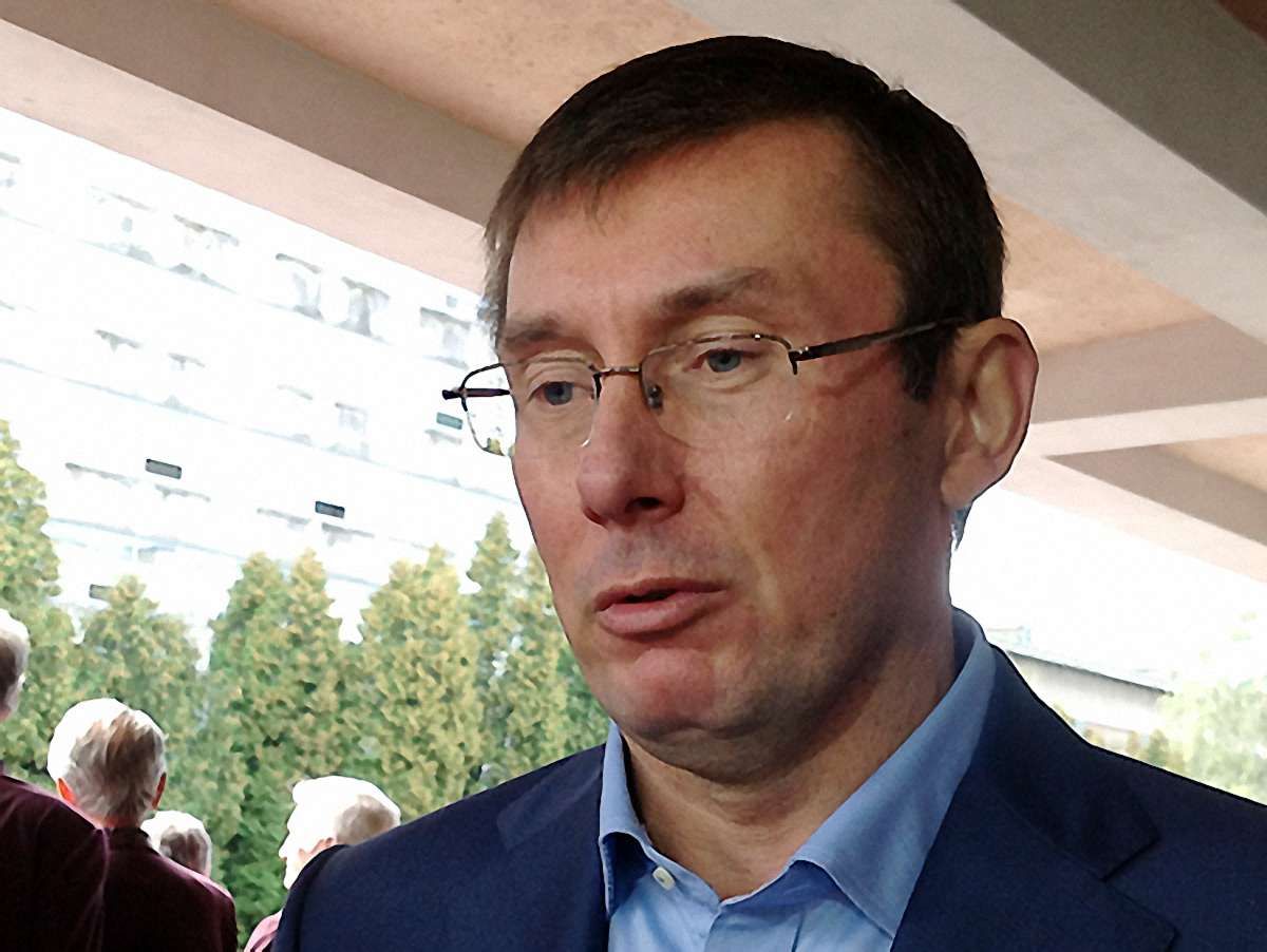 До кінця року Тимошенко можуть звільнити і реабілітувати, – Луценко