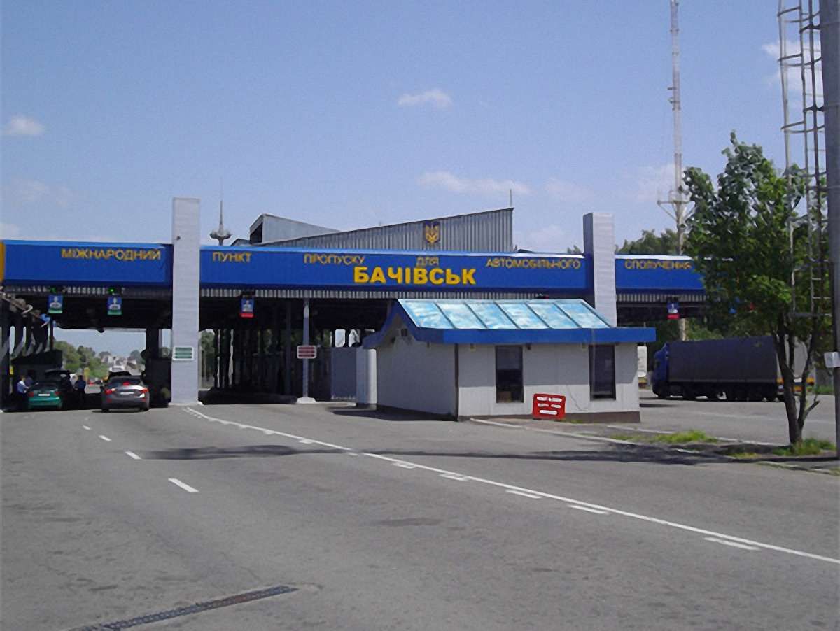 Нелегал, який підірвав себе на кордоні з Росією, був бойовиком, - джерело