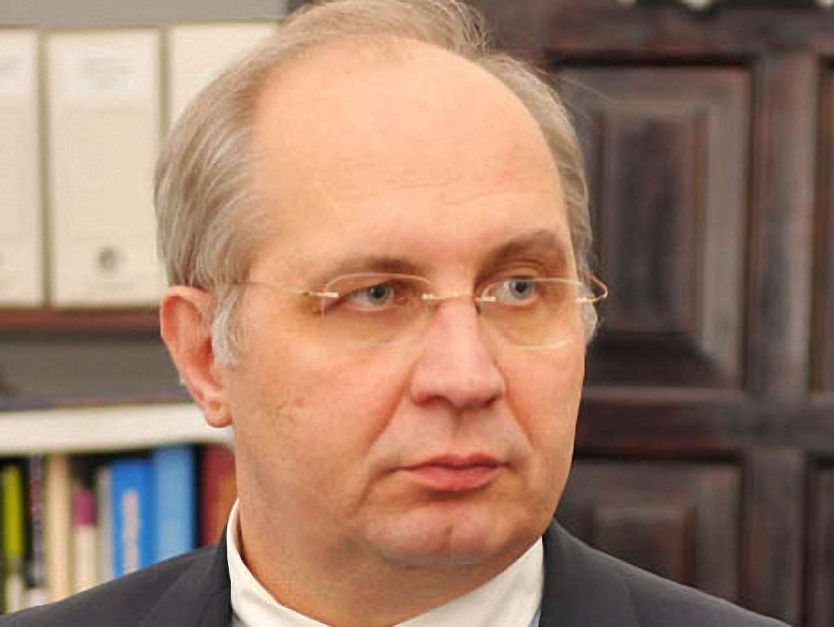 Часто університет робить те, що мала б зробити школа, – Хобзей