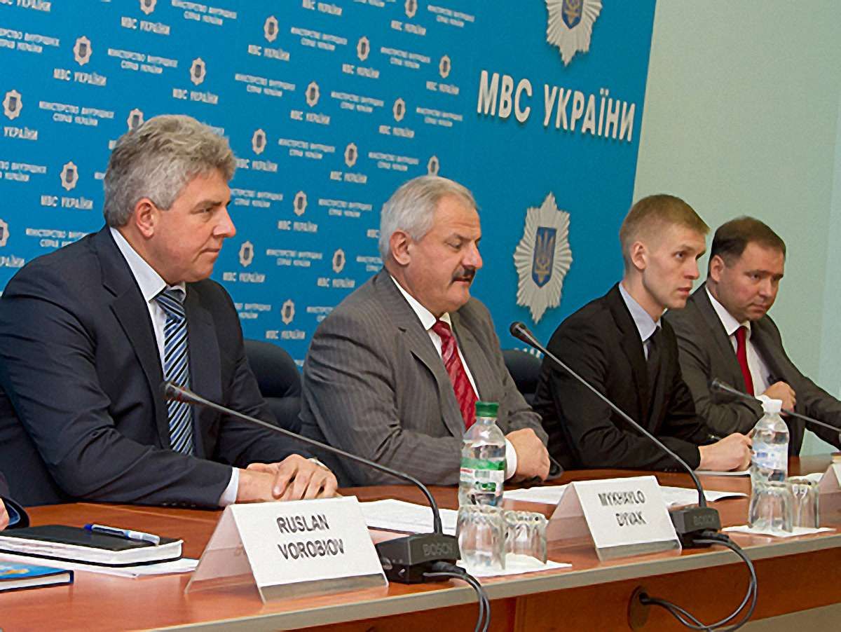Україна може стати 10 країною, яка готуватиме миротворців, – МВС