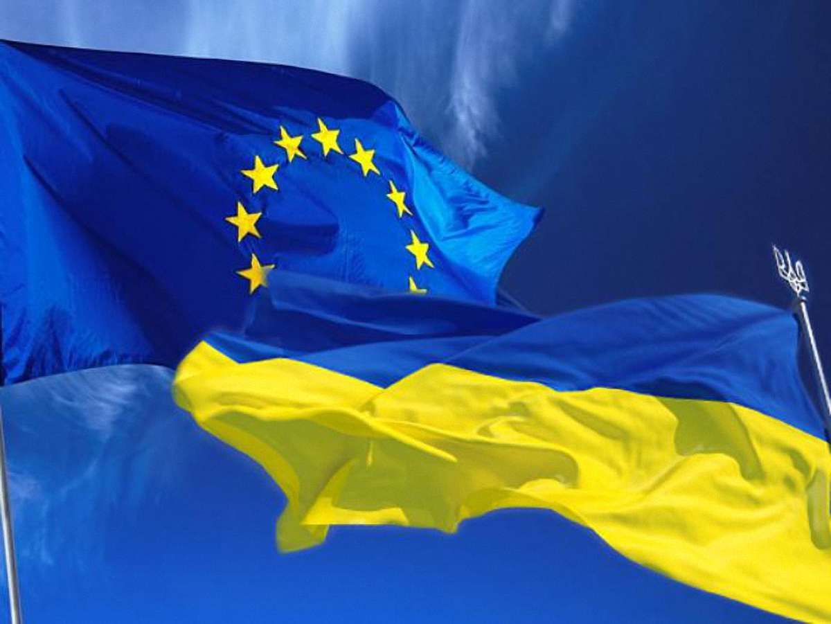 53% українців підтримують приєднання України до ЄС, - опитування