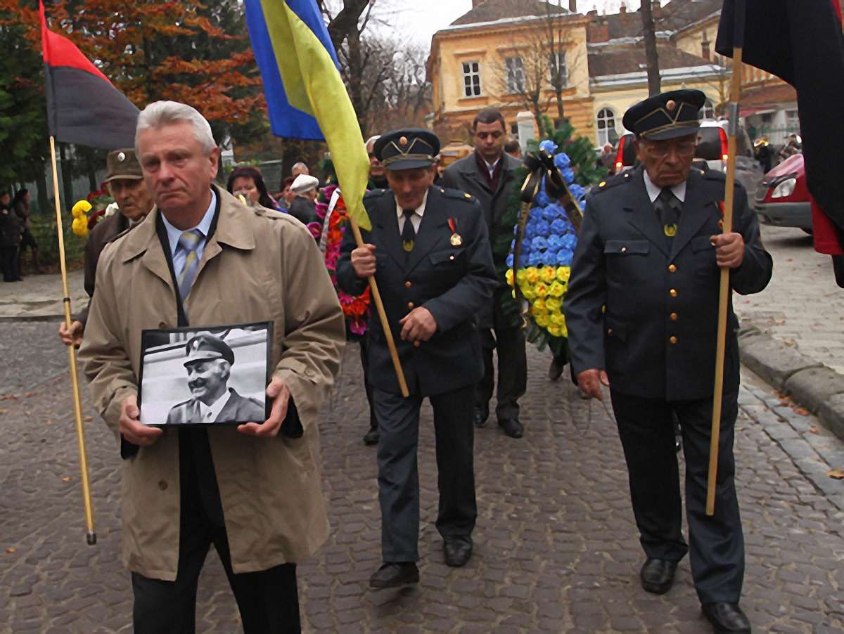 У Львові поховали ветерана ОУН-УПА Михайла Оленчука